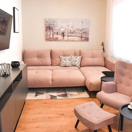 Apartman Pod Oborou Apartman Slavkov u Brna Kültér fotó